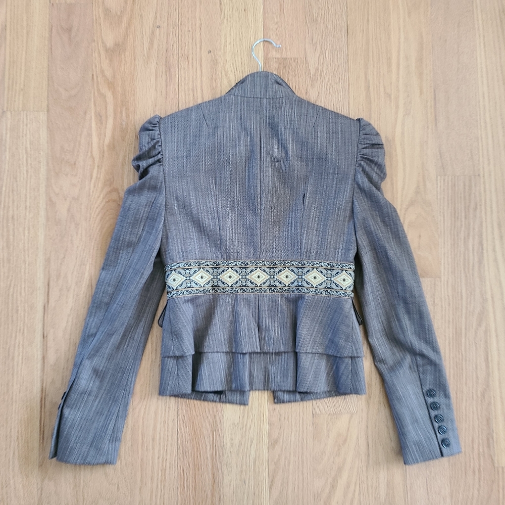 Blazer - Picture 2 of 2